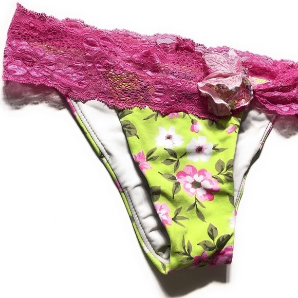 Beach‎ Bunny Floral Bikini Bottom - Picture 3 of 6